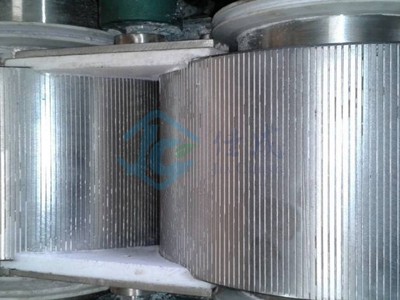 GZL系列干法辗压造粒机