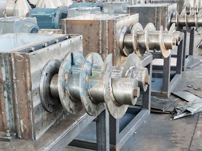 SET系列螺杆挤压造粒机